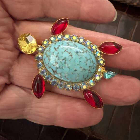 Unbranded Jewelry - Vintage Turtle Brooch